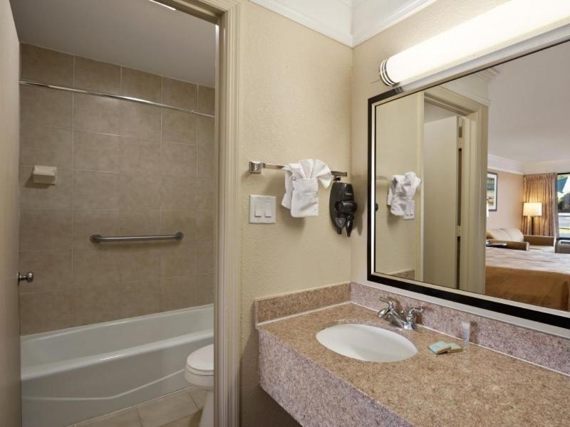 Studio 6 Suites Hinesville, Ga Exterior photo
